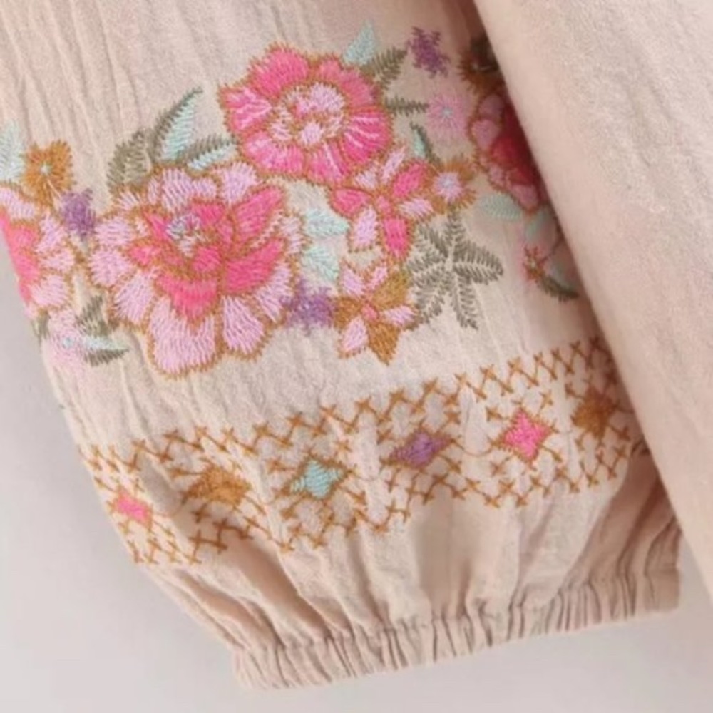 Boho Cream Embroidered Floral Puff Sleeve Oversized Blouse - Picture 7 of 8